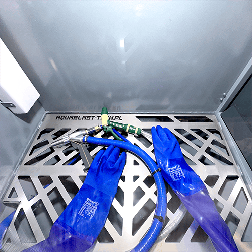 Aquablast lite maszyna vnutri